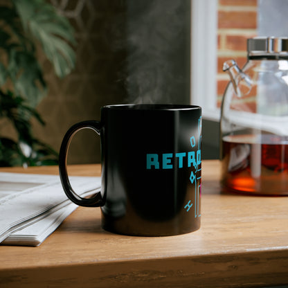 Taza negra Retro Gamers Den de 11 oz